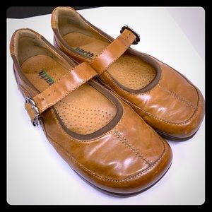 Kalso Earth Mary Janes size 7.5